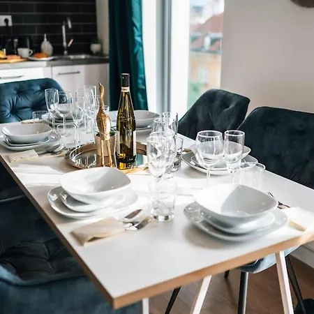 Cavallo Penthouse Xl Balcony City Center Praga